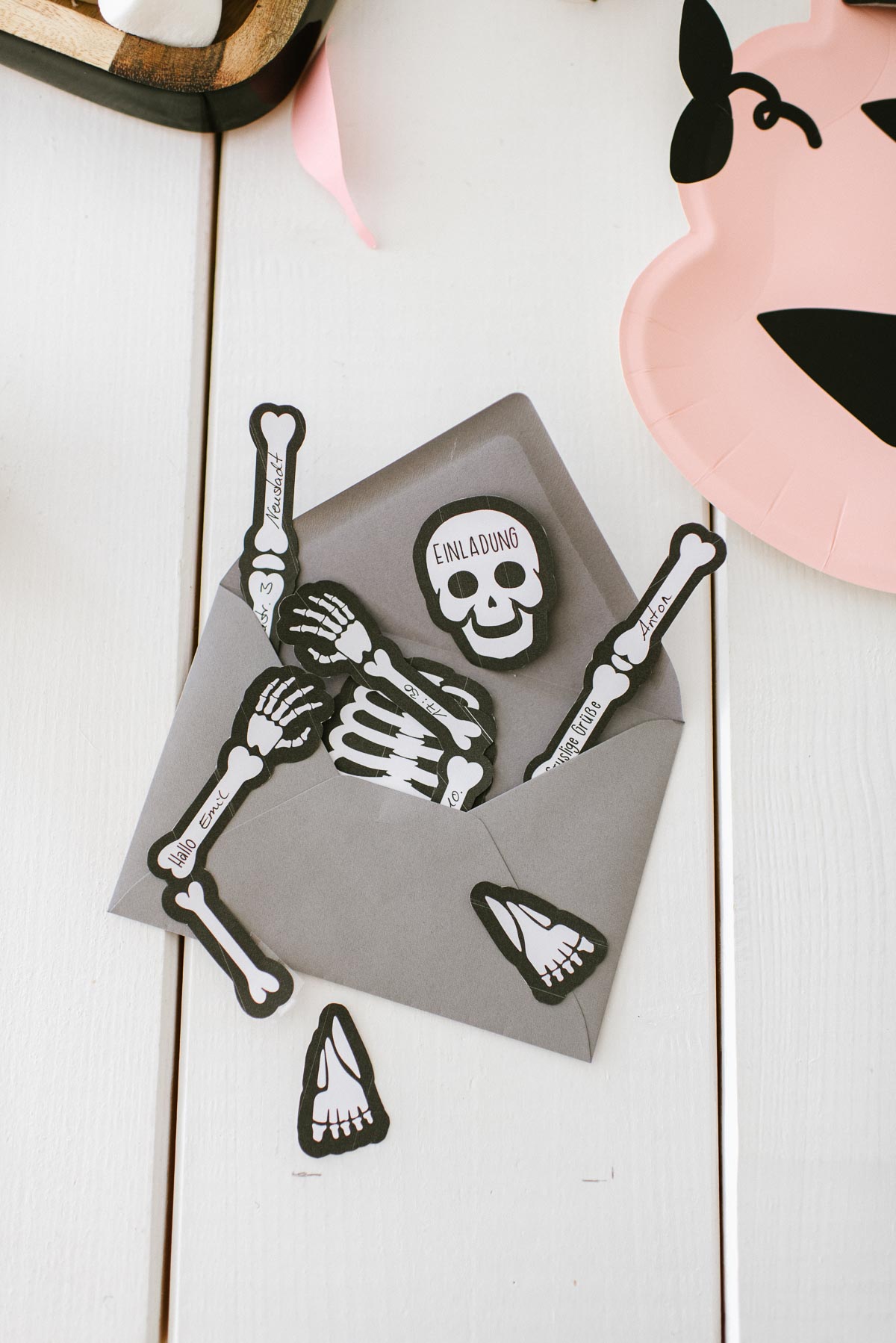 Einladung Halloween Skelett Zum Selbst Ausdrucken Fraulein K Sagt Ja Partyshop